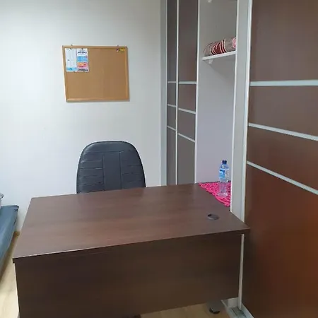 Pokoje Ze Wspolna Lazienka I Kuchnia W Centrum Starachowic Starachowice Exterior photo