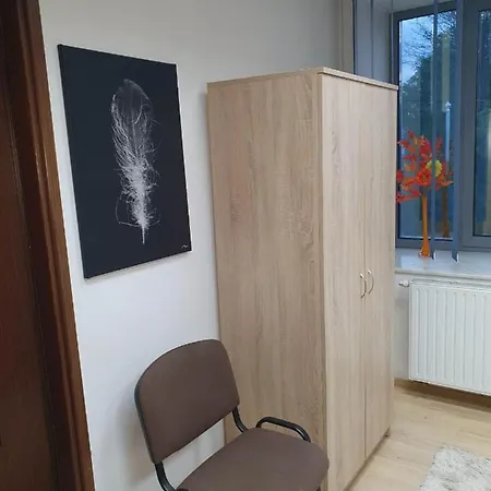 Pokoje Ze Wspolna Lazienka I Kuchnia W Centrum Starachowic Starachowice Exterior photo