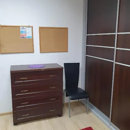 Pokoje Ze Wspolna Lazienka I Kuchnia W Centrum Starachowic Starachowice Exterior photo