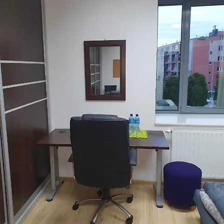 Pokoje Ze Wspolna Lazienka I Kuchnia W Centrum Starachowic Starachowice Exterior photo