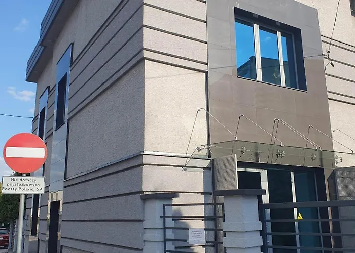 Pokoje Ze Wspolna Lazienka I Kuchnia W Centrum Starachowic