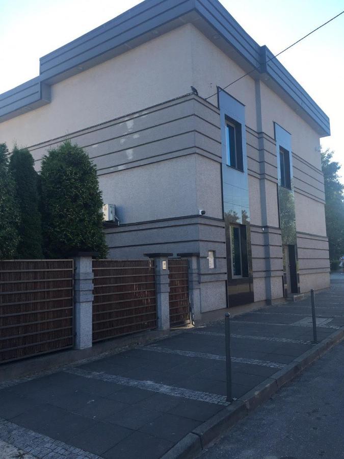 Ze Wspolna Lazienka I Kuchnia W Centrum Starachowic Apartament *