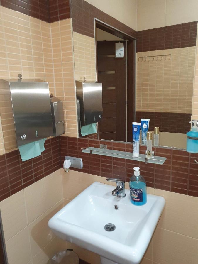 Ze Wspolna Lazienka I Kuchnia W Centrum Starachowic Apartment *