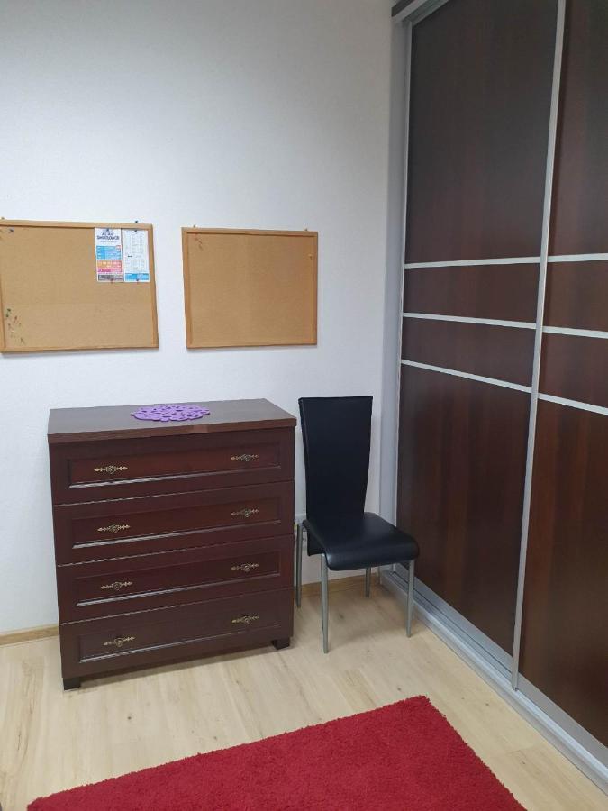 Ze Wspolna Lazienka I Kuchnia W Centrum Starachowic Apartment *