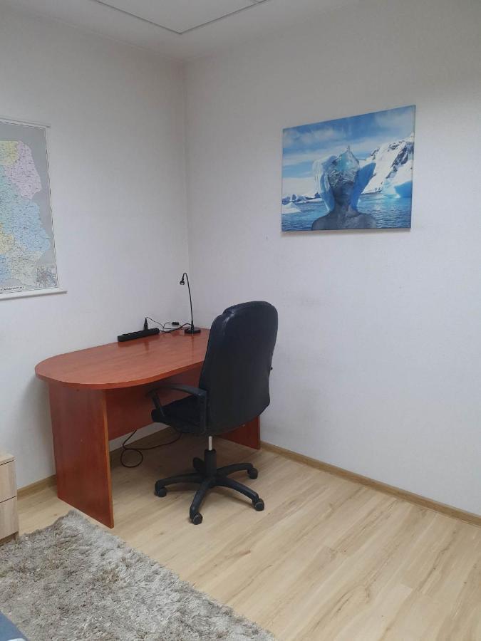 Ze Wspolna Lazienka I Kuchnia W Centrum Starachowic Apartment