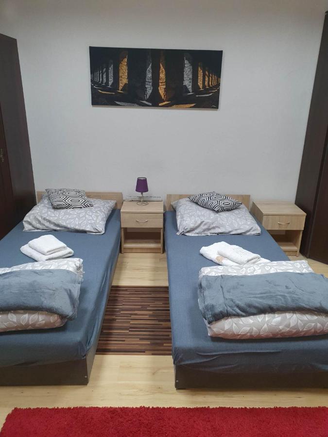 Ze Wspolna Lazienka I Kuchnia W Centrum Starachowic Apartment *