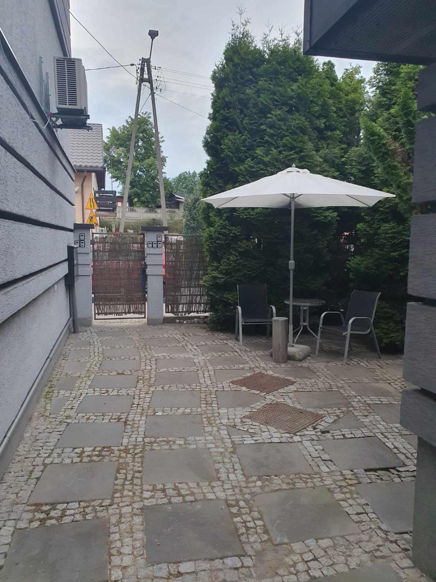 Ze Wspolna Lazienka I Kuchnia W Centrum Starachowic Apartment *